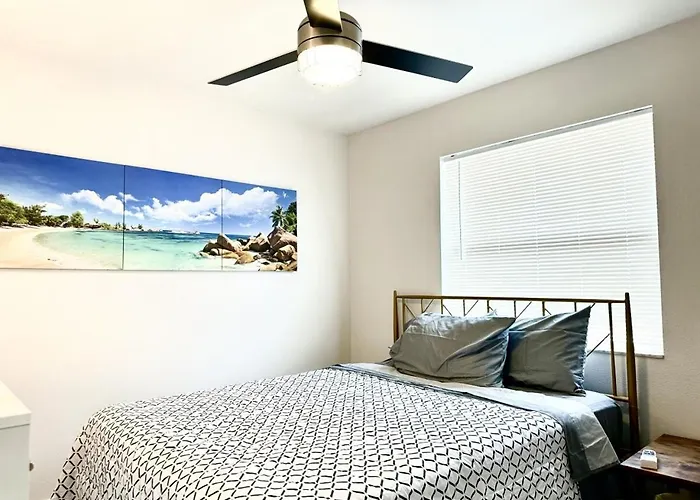2bd 2ba Sandy W 3mins To Pool! Apartment Clearwater Beach