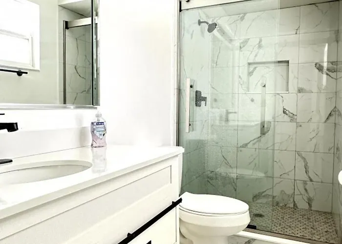 Apartment 2bd 2ba Sandy W 3mins To Pool!
