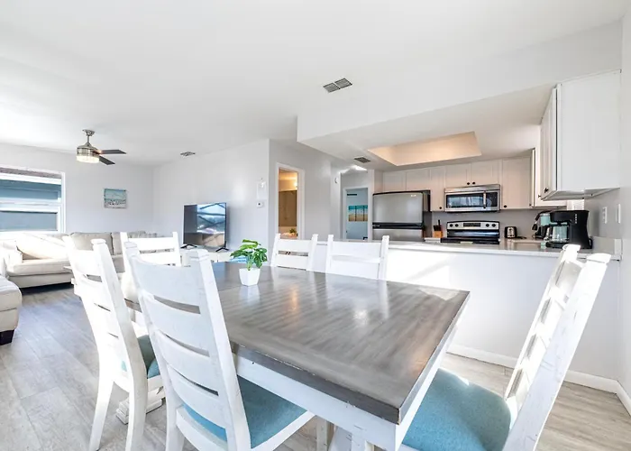 2bd 2ba Sandy W 3mins To Pool!