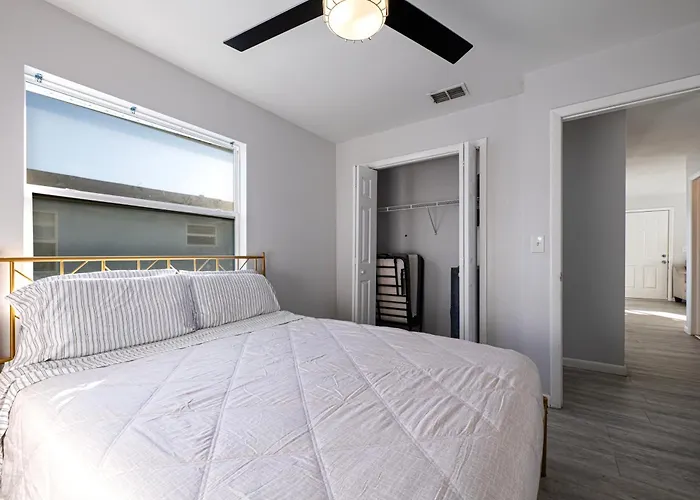 Apartment 2bd 2ba Sandy W 3mins To Pool!